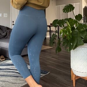 🩵 cropped leggings 🩵